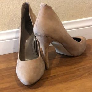 Bcbg tan suede heels